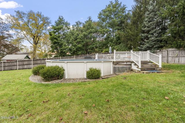 27 Long Avenue, Rotterdam, NY 12304