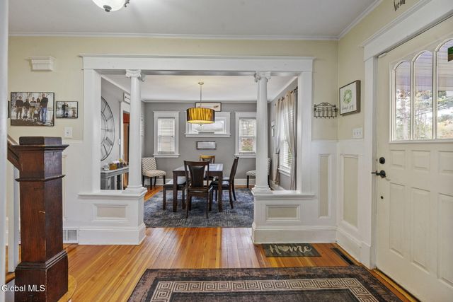 27 Long Avenue, Rotterdam, NY 12304