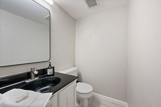 728 Heather Wood Drive, Grapevine, TX 76051