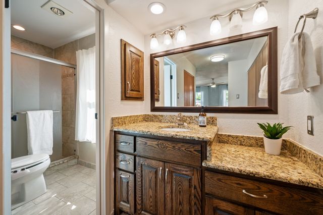 728 Heather Wood Drive, Grapevine, TX 76051