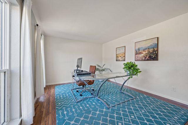 728 Heather Wood Drive, Grapevine, TX 76051