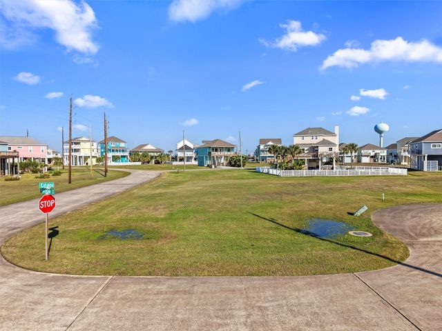 3903 Palmdale Court, Galveston, TX 77554