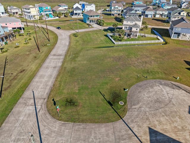 3903 Palmdale Court, Galveston, TX 77554