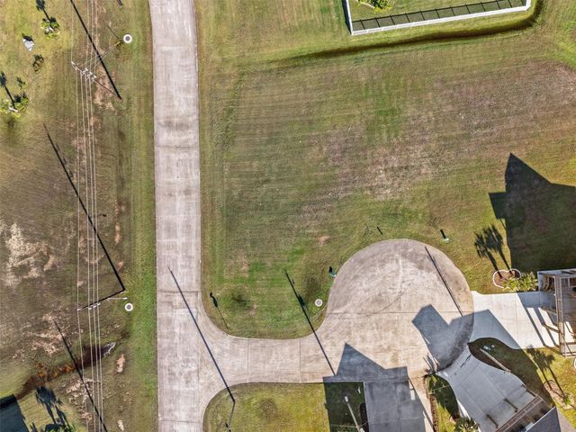 3903 Palmdale Court, Galveston, TX 77554