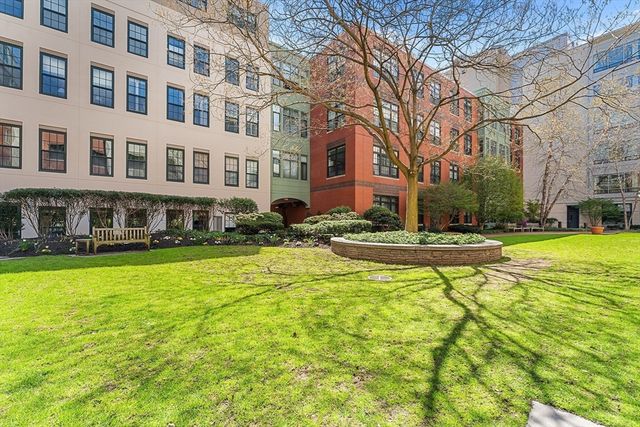 17 Otis St 105, Cambridge, MA 02141