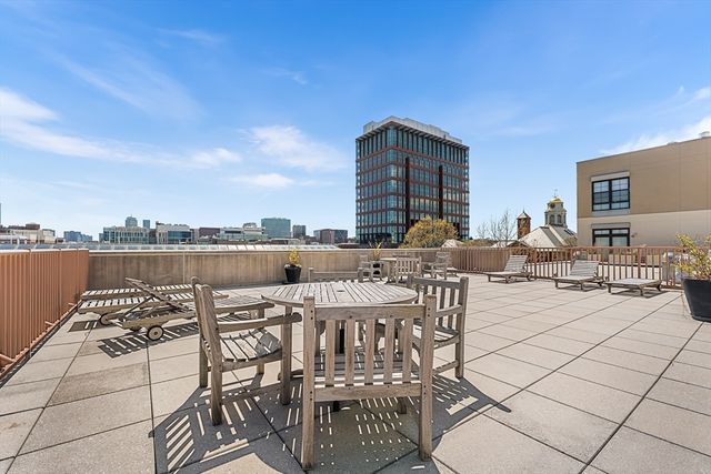 17 Otis St 105, Cambridge, MA 02141