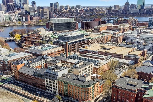 17 Otis St 105, Cambridge, MA 02141