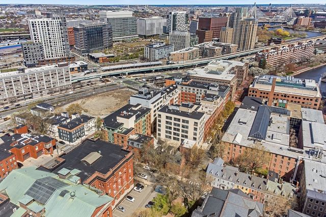 17 Otis St 105, Cambridge, MA 02141