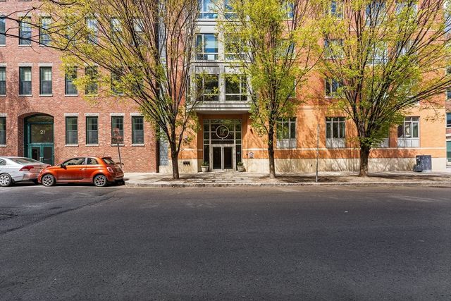 17 Otis St 105, Cambridge, MA 02141