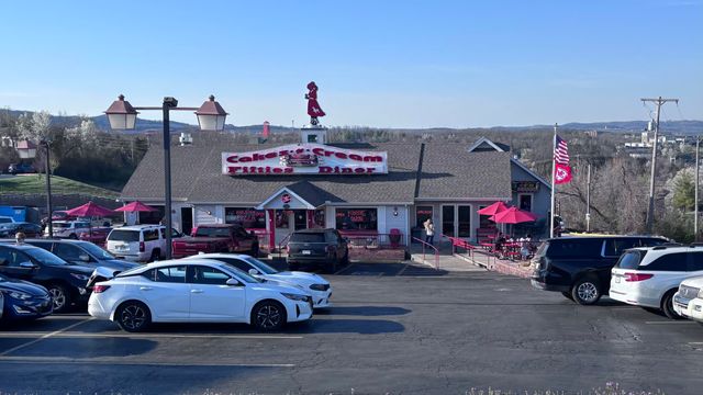 152 Oakridge Road 1, Branson, MO 65616