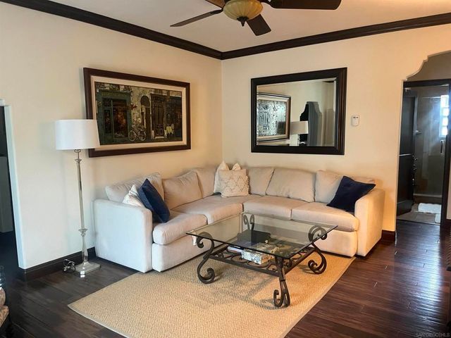 848 D Ave 204, Coronado, CA 92118