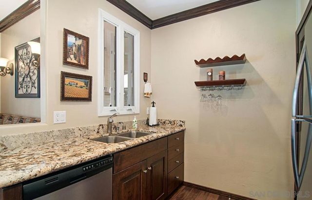 848 D Ave 204, Coronado, CA 92118