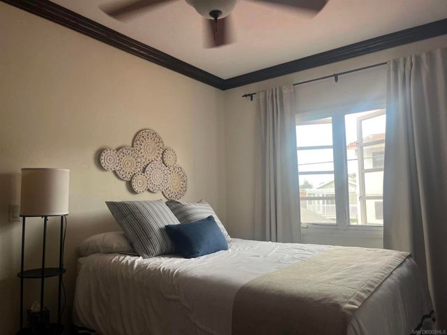 848 D Ave 204, Coronado, CA 92118