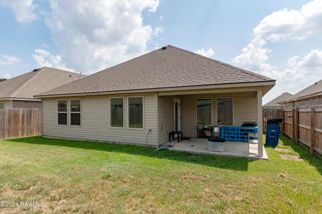102 Border Court, Youngsville, LA 70592