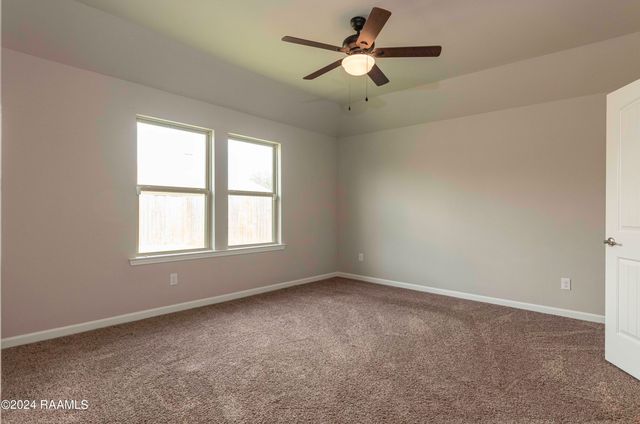 102 Border Court, Youngsville, LA 70592