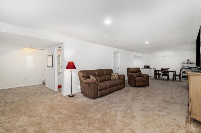 856 Hocking Meadow Circle, Monroe, OH 45050