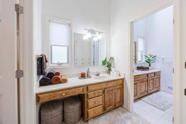 1106 Hollybrook Lane, Wayzata, MN 55391