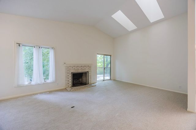 1106 Hollybrook Lane, Wayzata, MN 55391