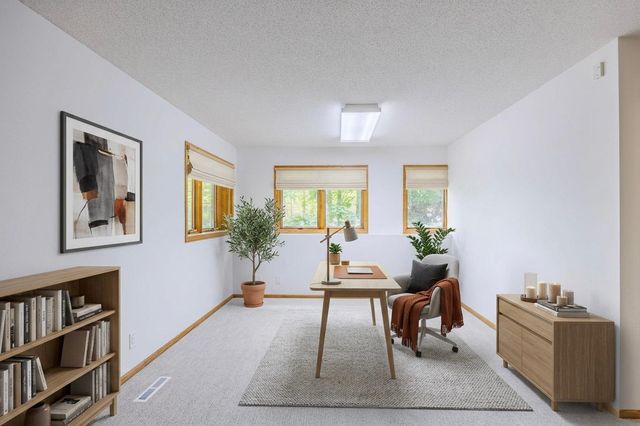 1106 Hollybrook Lane, Wayzata, MN 55391
