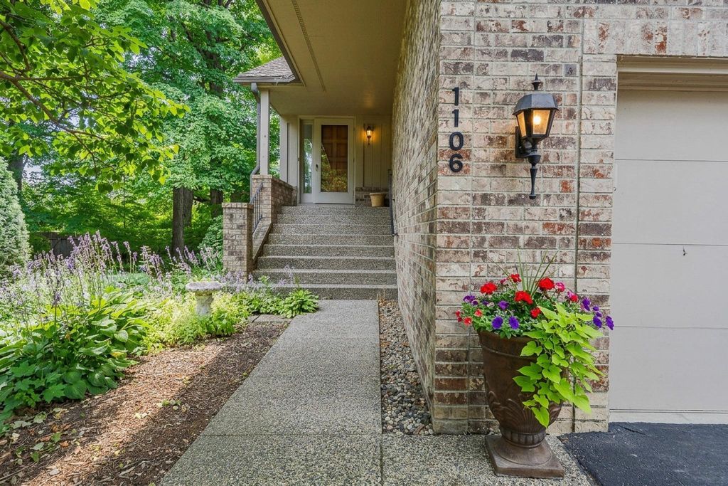 1106 Hollybrook Drive, Wayzata, MN 55391 — photo 2