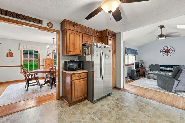 29 Hill Terrace, Ludlow, MA 01056