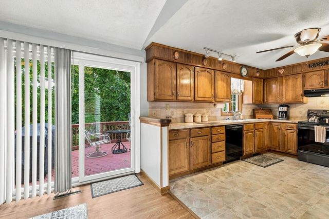 29 Hill Terrace, Ludlow, MA 01056