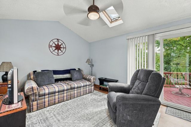 29 Hill Terrace, Ludlow, MA 01056