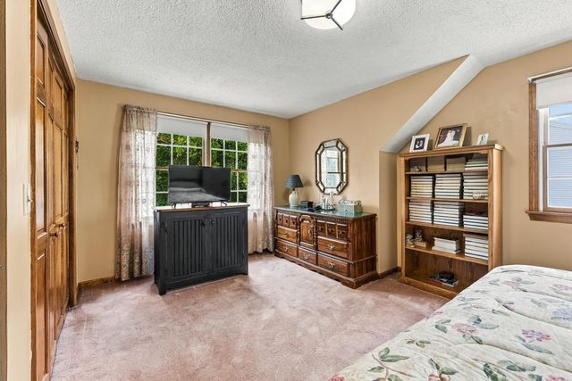 29 Hill Terrace, Ludlow, MA 01056