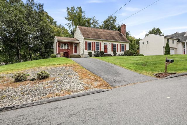 29 Hill Terrace, Ludlow, MA 01056