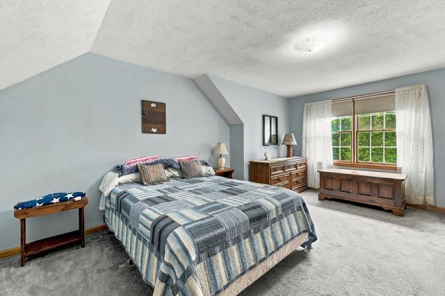 29 Hill Terrace, Ludlow, MA 01056