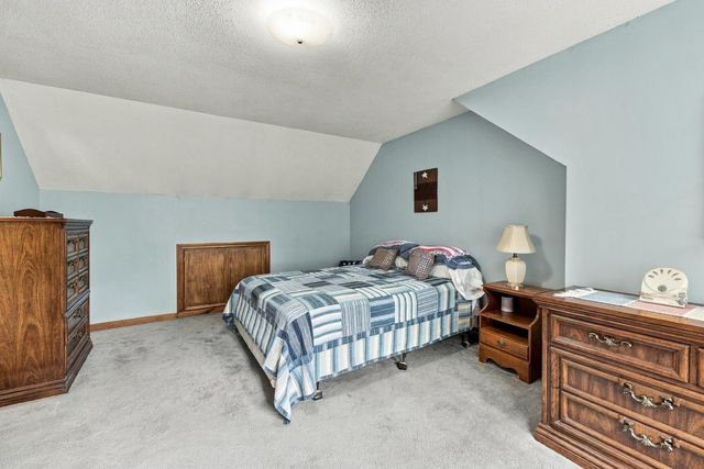 29 Hill Terrace, Ludlow, MA 01056