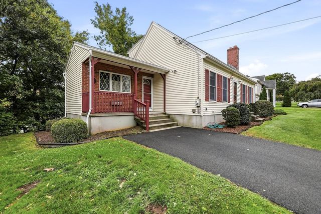 29 Hill Terrace, Ludlow, MA 01056