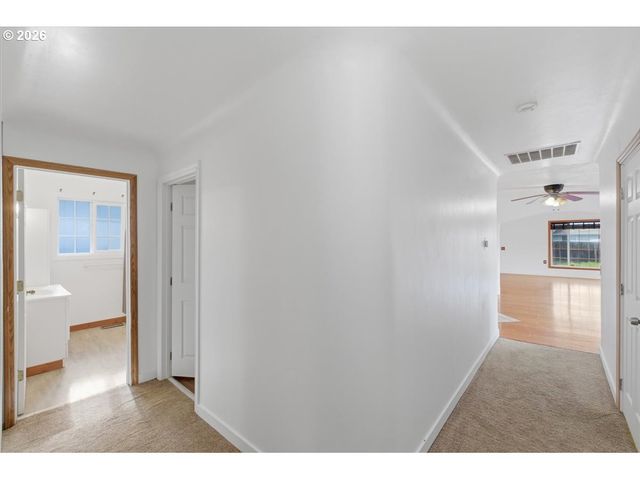 2148 MAIN St, Philomath, OR 97370