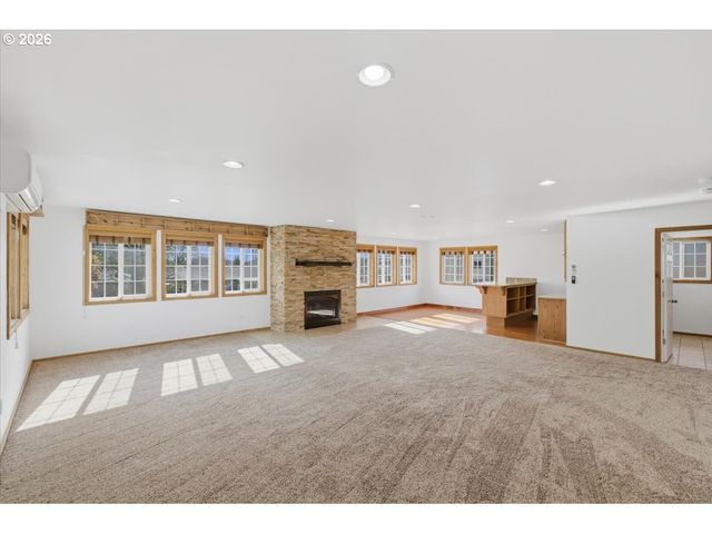 2148 MAIN St, Philomath, OR 97370