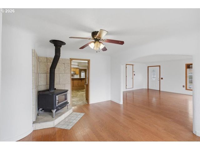 2148 MAIN St, Philomath, OR 97370