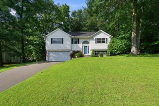 74 Clark St, Belchertown, MA 01007