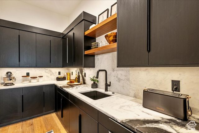 6078 S HEUGHS CANYON WAY, Holladay, UT 84121