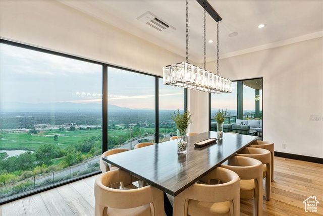 6078 S HEUGHS CANYON WAY, Holladay, UT 84121