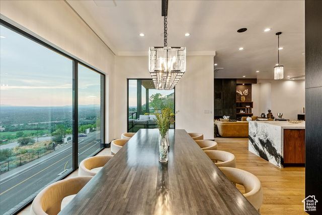 6078 S HEUGHS CANYON WAY, Holladay, UT 84121