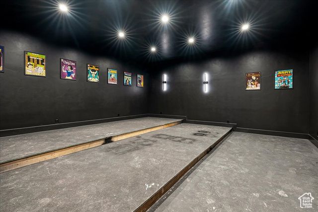 6078 S HEUGHS CANYON WAY, Holladay, UT 84121