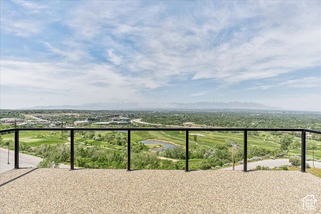 6078 S HEUGHS CANYON WAY, Holladay, UT 84121
