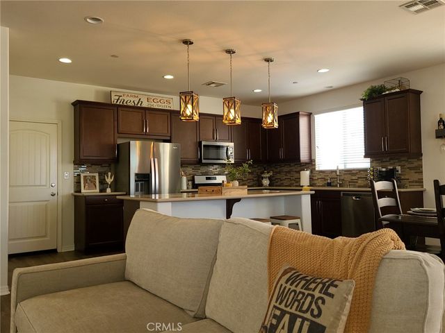 31377 Partridgeberry Drive, Winchester, CA 92596