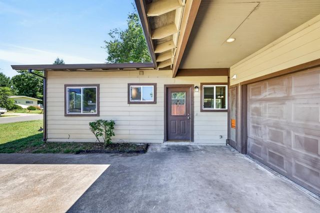 4828 Boyd Dr, Carmichael, CA 95608