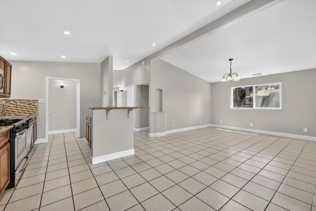 4828 Boyd Dr, Carmichael, CA 95608