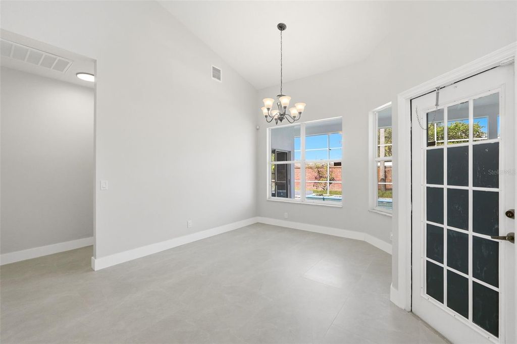 Image 24 of property listing at 12714 TOPSFIELD DRIVE, Orlando, FL 32837
