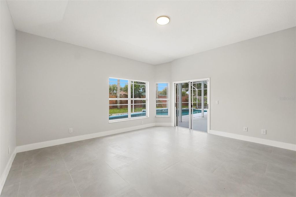Image 26 of property listing at 12714 TOPSFIELD DRIVE, Orlando, FL 32837
