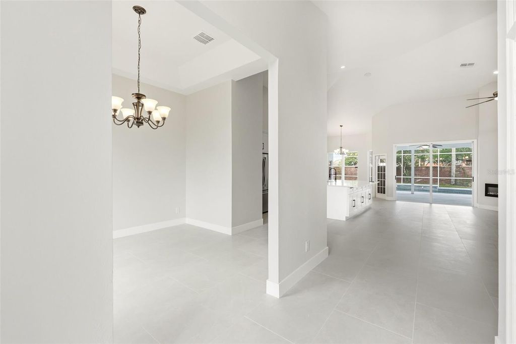 Image 4 of property listing at 12714 TOPSFIELD DRIVE, Orlando, FL 32837