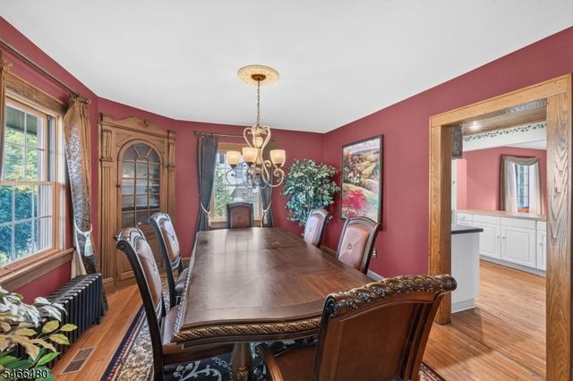 207 Penfield Pl, Dunellen Boro, NJ 08812