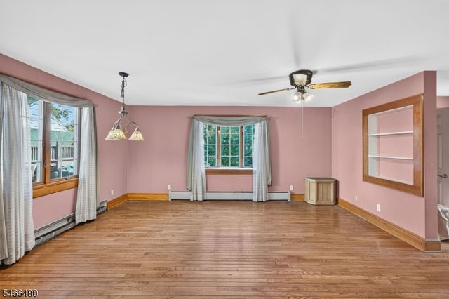 207 Penfield Pl, Dunellen Boro, NJ 08812