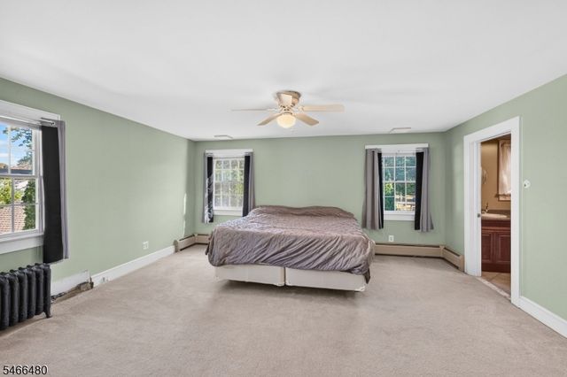 207 Penfield Pl, Dunellen Boro, NJ 08812